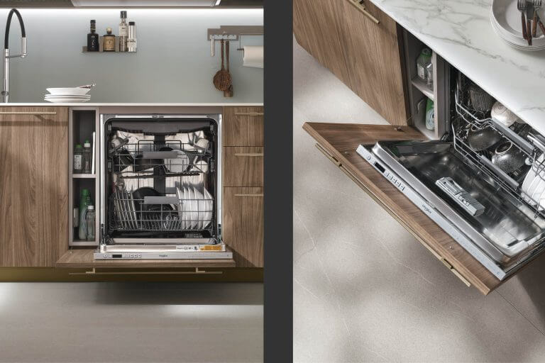 Lavastoviglie integrata in cucina moderna.